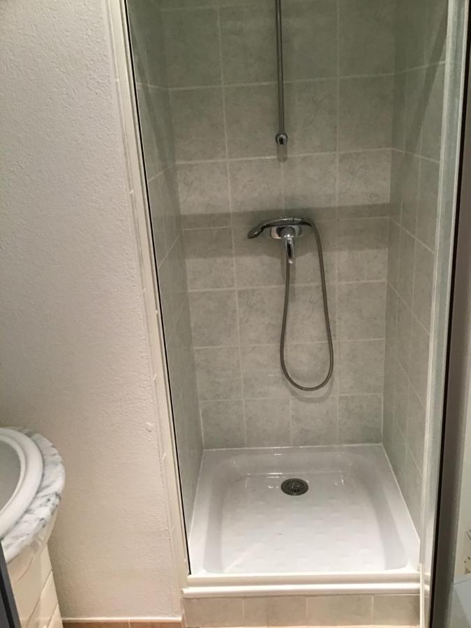 Appartement 3 Min A Pied Du Centre D'Uzes Parking Piscine المظهر الخارجي الصورة