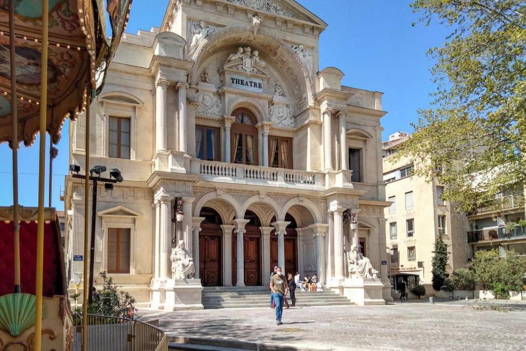 Appartement 3 Min A Pied Du Centre D'Uzes Parking Piscine المظهر الخارجي الصورة